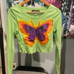 Uo Fawn Butterfly Fitted Long Sleeve Tee In Green